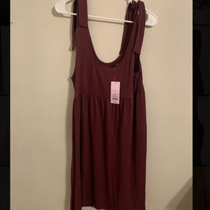 Maroon shoulder tie dress